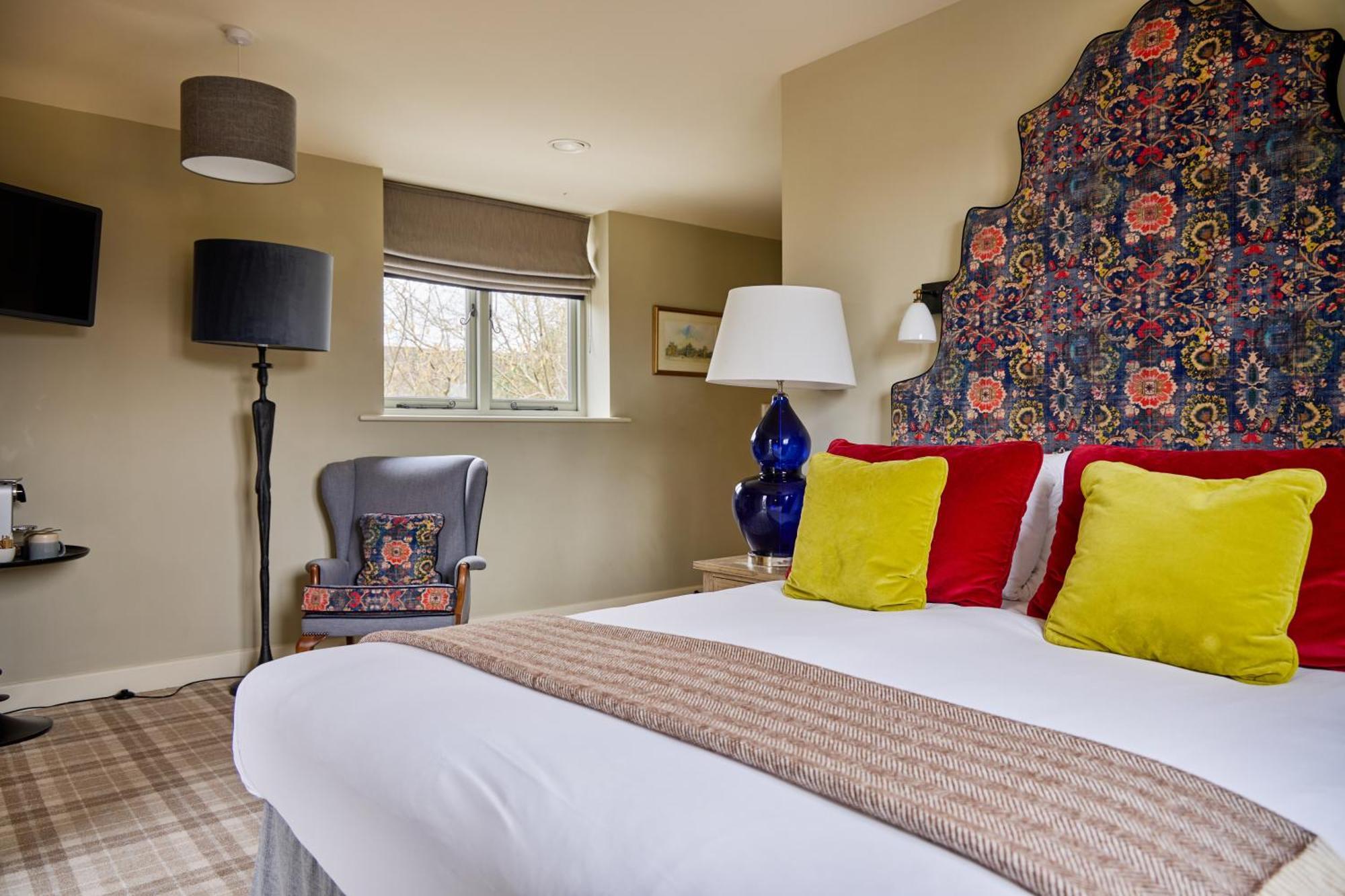 Отель The Harcourt Arms Stanton Harcourt Номер фото A bedroom at The Old parsonage